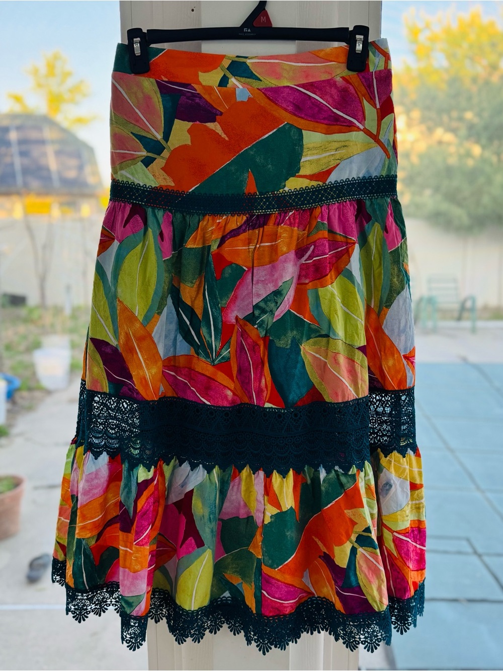Time and Tru Tiered Maxi Skirt M 8-10 NWT Tropical Boho Lace Trim Multi Color - Picture 9 of 9